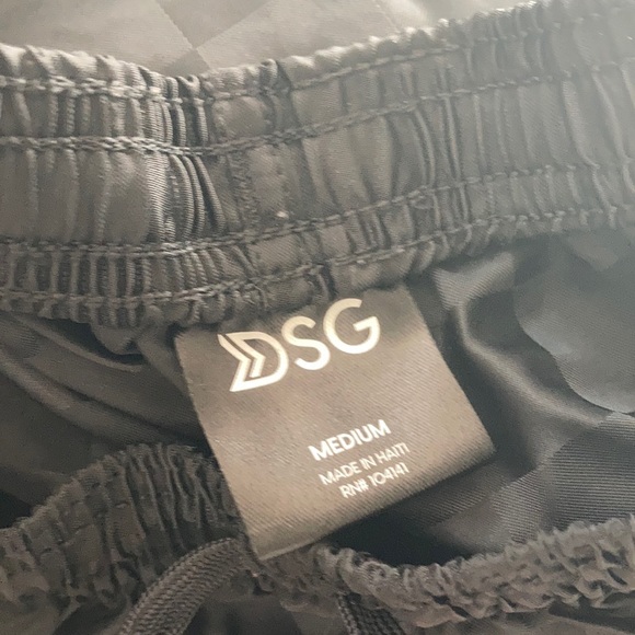 DSG | NWOT Black checkered shorts - Picture 4 of 5